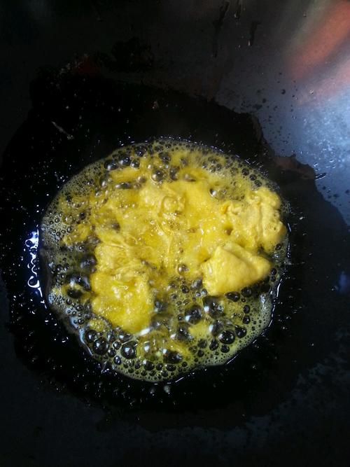 【青椒炒鸡蛋黄】