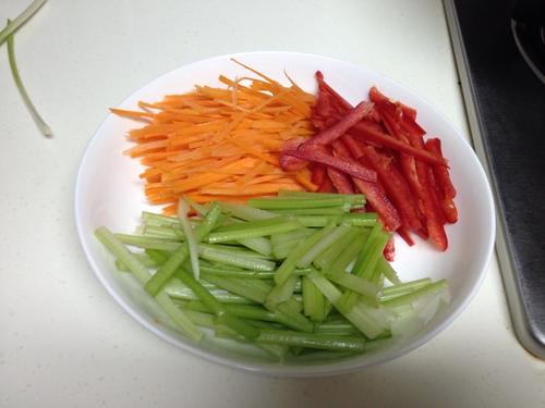 【家常炒肚丝】