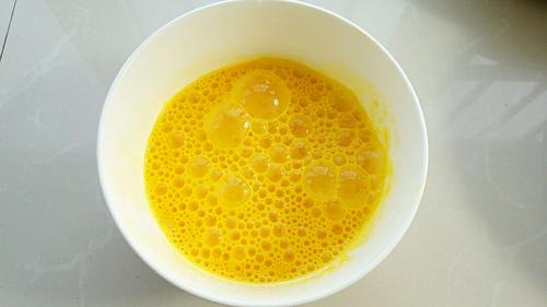 【火腿肠炒鸡蛋】