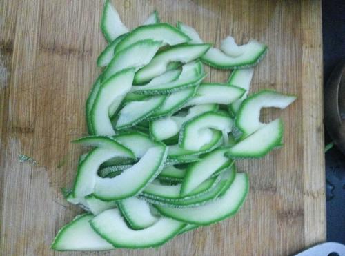 【角瓜炒鸡蛋】