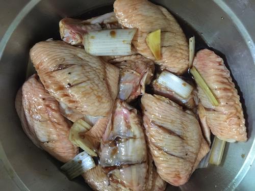 【香煎鸡翅】