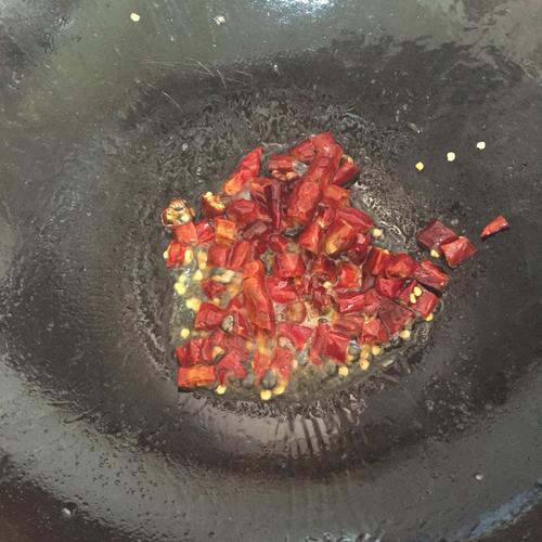 【荷兰豆炒腊肉】