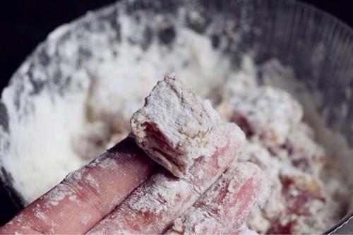 【菠萝咕噜肉】