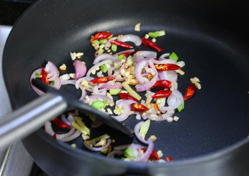 【孜然香辣小土豆】