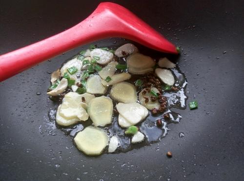 【家常红烧带鱼】