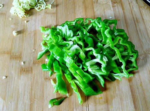 【麻椒炒鱿鱼】