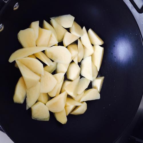 【茄汁土豆块】