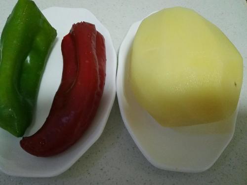 【双椒土豆片】