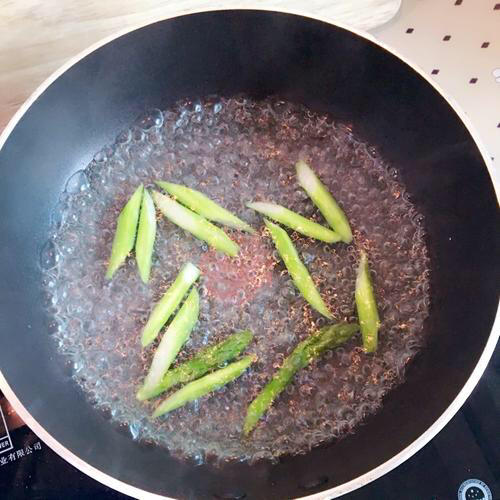 【黑椒牛仔骨（家庭版)】