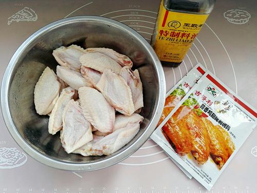 【蒜香粉脆皮鸡翅】