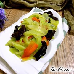 莴笋炒木耳的做法