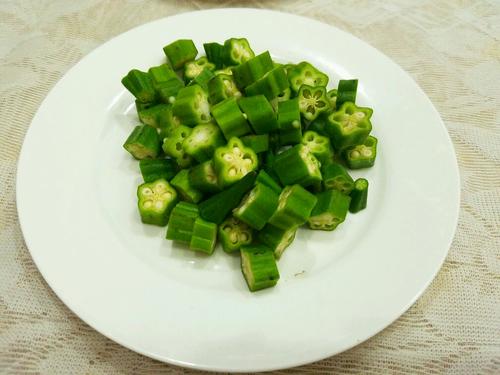 【秋葵炒火腿】