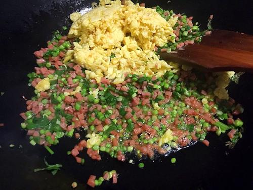 【蛋炒紫薯米】