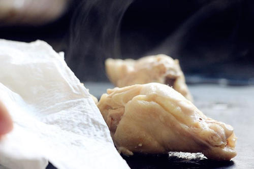 【啤酒烧鸡翅根】