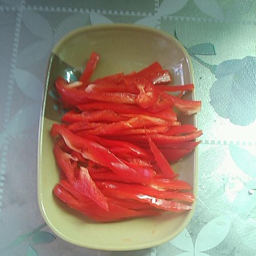 【金针菇炒肉丝】