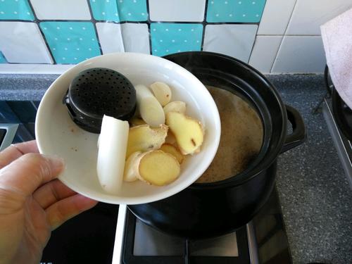 【正宗炖牛肉】