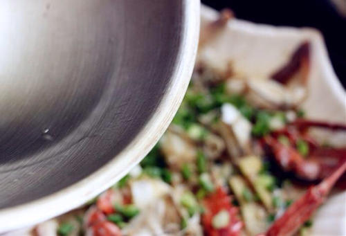 【葱油梭子蟹】