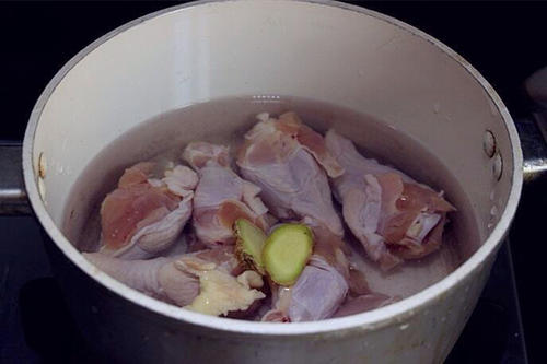 【啤酒烧鸡翅根】