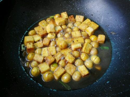 【栗子烧豆腐】