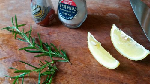 【干煎三文鱼】