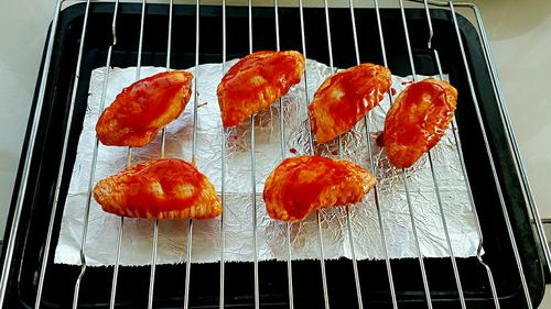 【奥尔良蜜汁烤鸡翅】