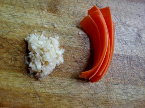 【豉汁油麦菜】