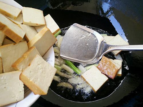 【双椒豆腐干】