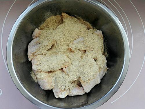 【蒜香粉脆皮鸡翅】