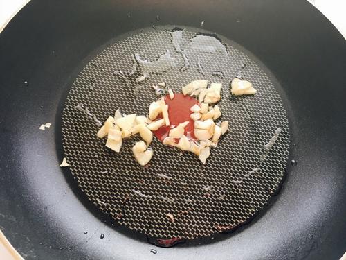 【青椒炒蘑菇】