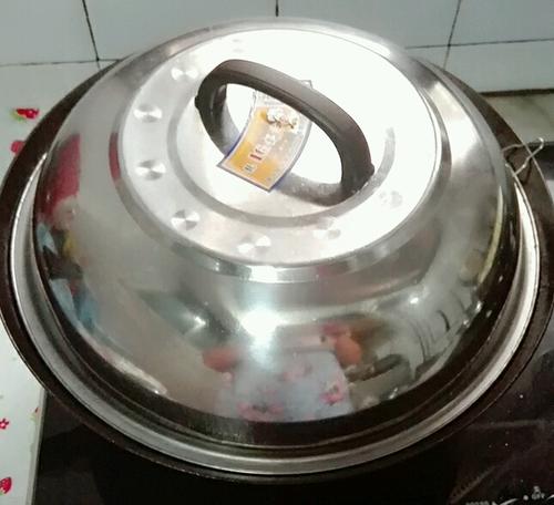 【排骨炖小土豆】