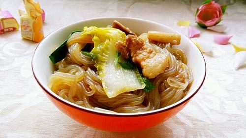 【猪肉炖粉条】