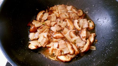 【猪肉炖粉条】