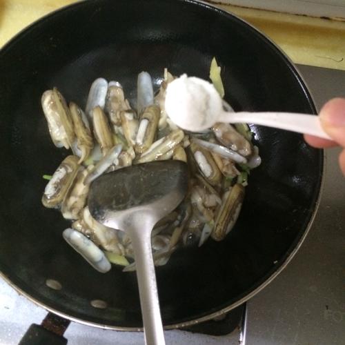 【炒蛏子】