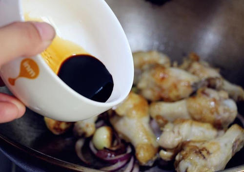 【啤酒烧鸡翅根】