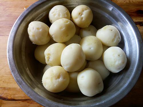 【酱烧小土豆】