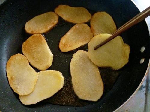 【煎土豆片】