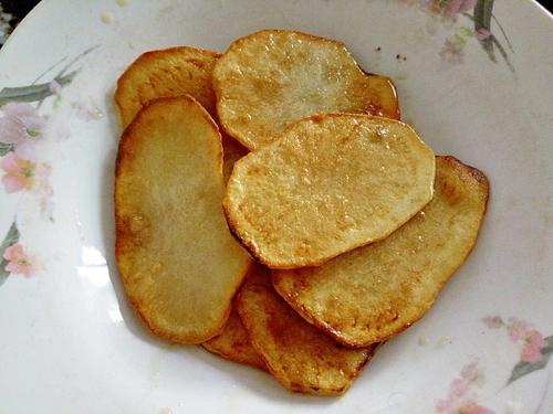 【煎土豆片】