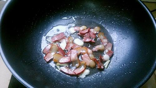 【荷兰豆炒腊肉】