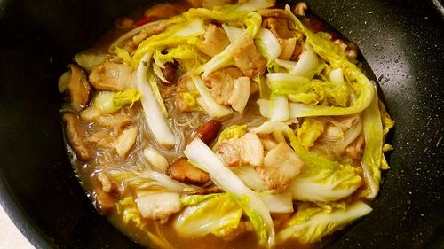 【猪肉炖粉条】