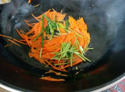 【鸡蛋炒粉丝】