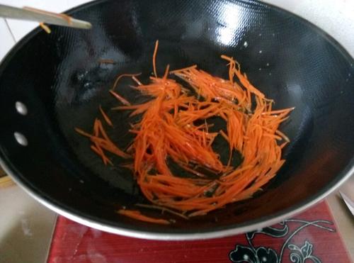 【鸡蛋炒粉丝】