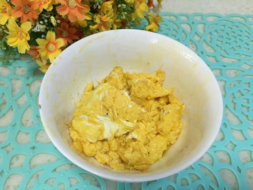 【洋葱木耳炒土鸡蛋】