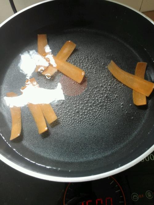 【豉汁油麦菜】