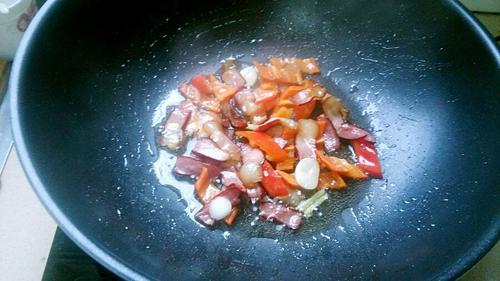 【荷兰豆炒腊肉】