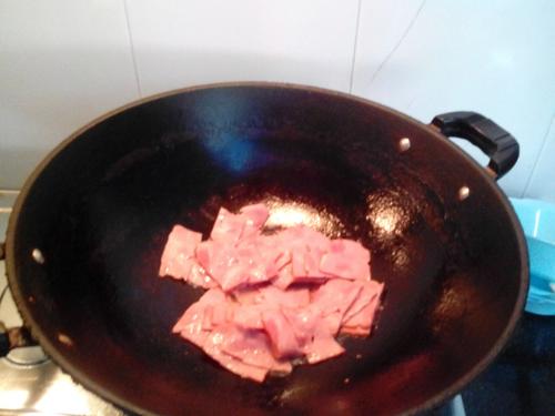 【秋葵炒培根】