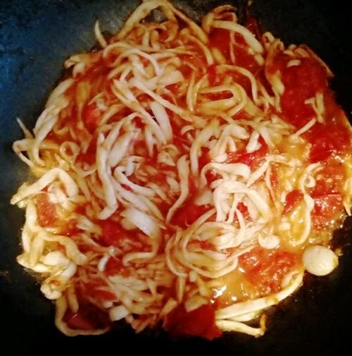 【番茄海鲜菇】