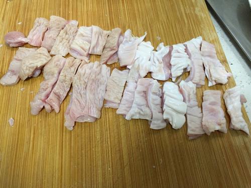 【蒜苗炒龙胆石斑鱼肚】