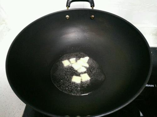 【红烧鸡翅膀】