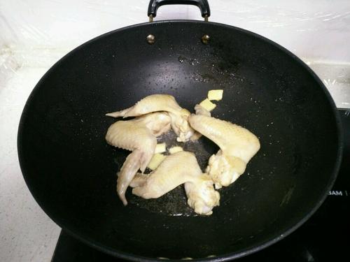 【红烧鸡翅膀】