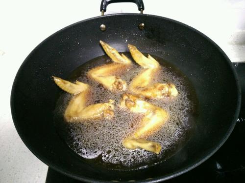 【红烧鸡翅膀】